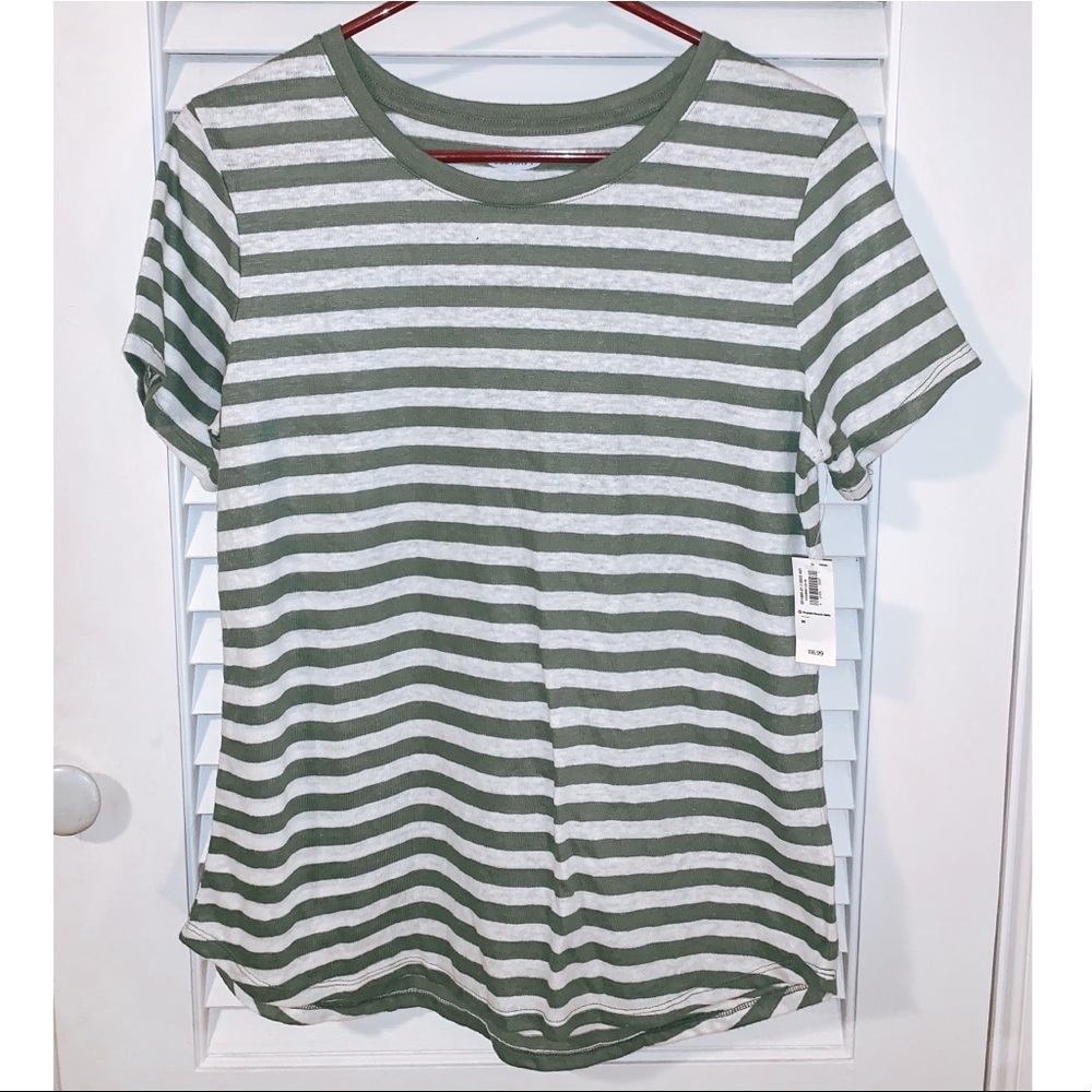 Old Navy Striped Crew Neck T-shirt